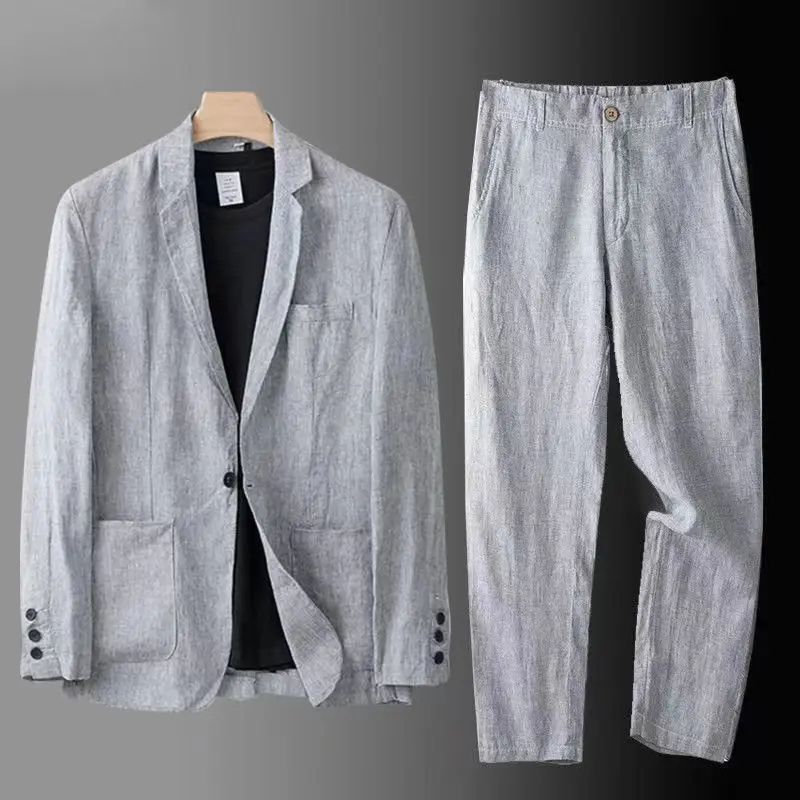 Elegantes Blazer- und Hosenset für Herren, perfekt für Herbst- und Wintertage, mit hochwertigem Material und zeitlosem Design.