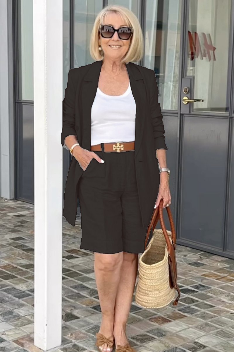 Schickes Blazer- & Hose-Set für Frauen, ideal für elegante Anlässe und Businesslooks.