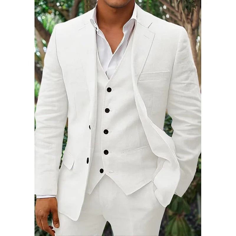 3-teiliger Herren-Leinenanzug mit Blazer, Weste und Hose in klassischer Passform, dargestellt an einem Modell.