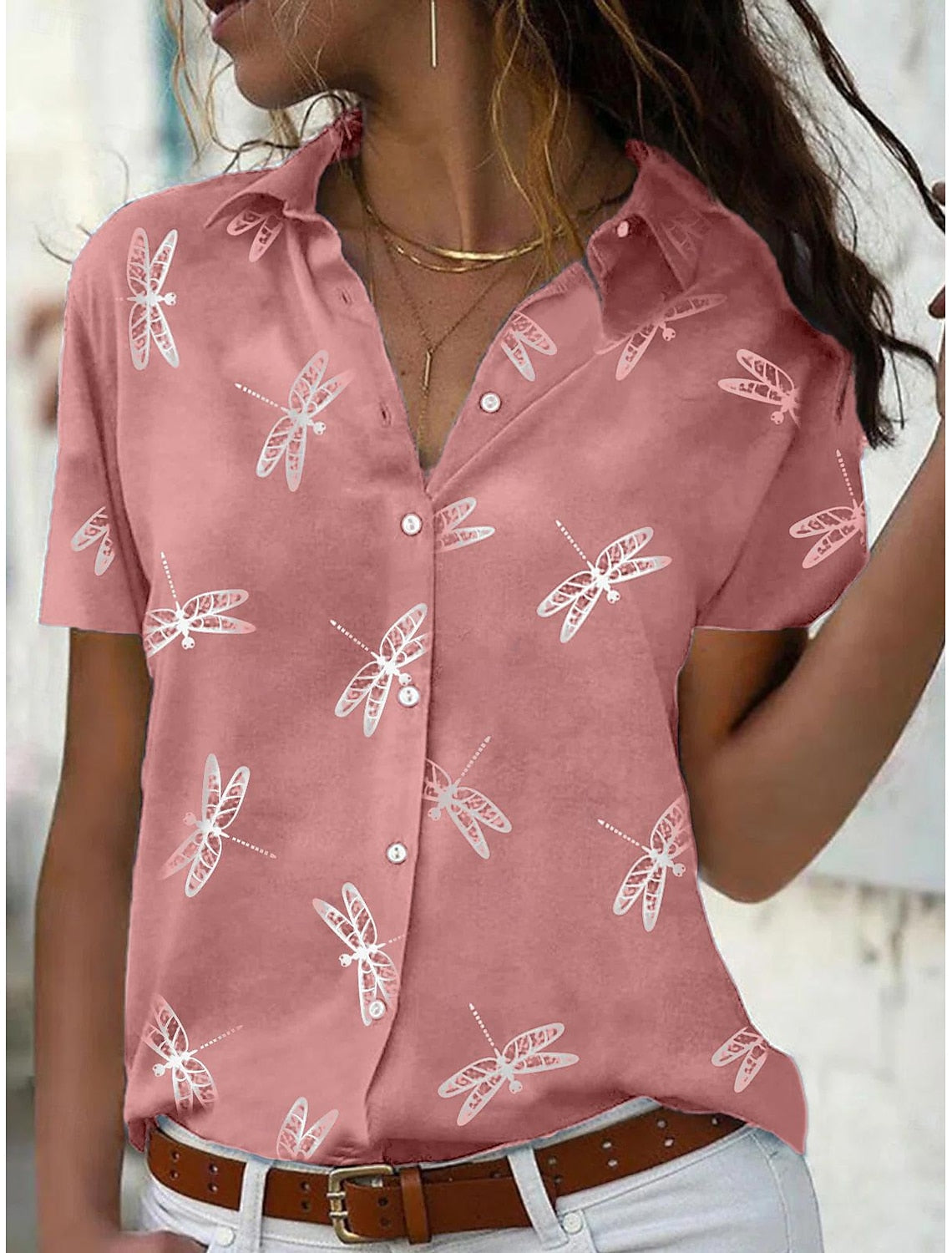 Leichtes und bequemes Damen-Sommer-Shirt mit entspannter Passform
