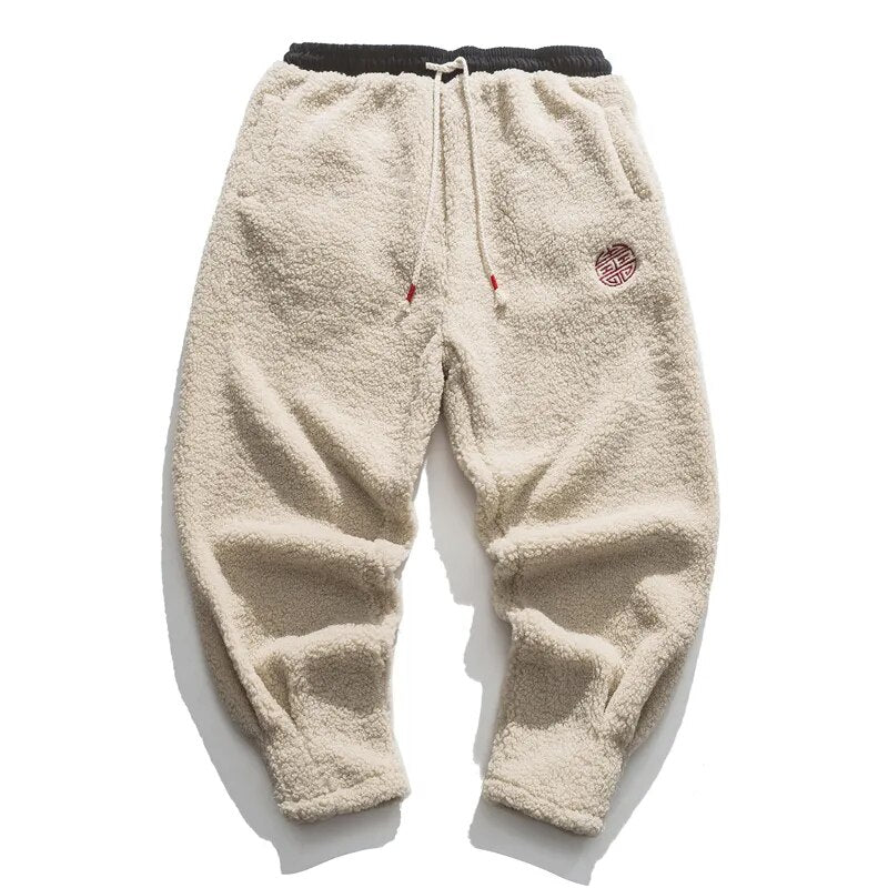 Kuschelige Fleece-Jogger für Männer – weich, bequem und perfekt für entspannte Tage.