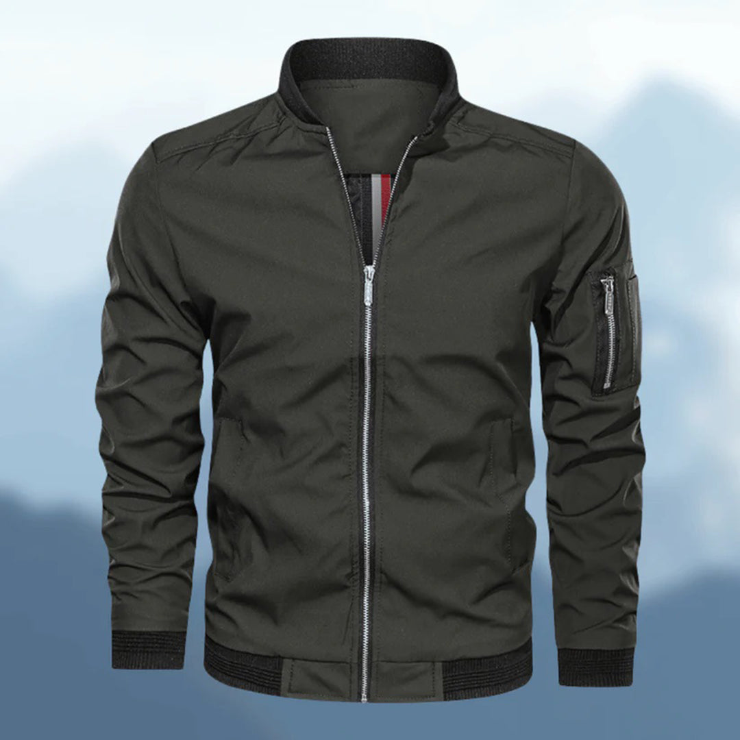  Warme Winter-Bomberjacke für Männer, ideal für kalte Wintertage mit stilvollem Design.