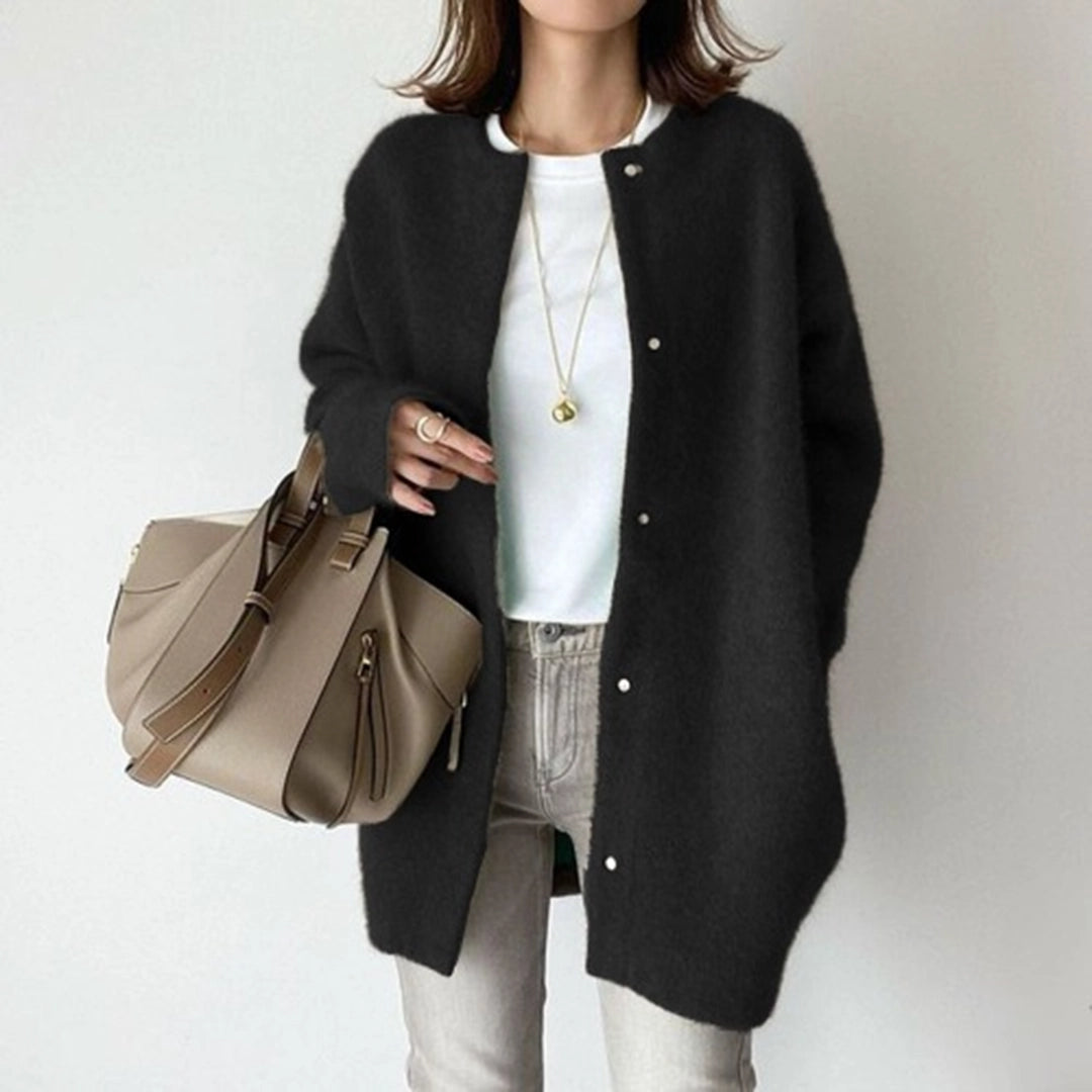 Weiche Winterstrickjacke für Frauen, ideal für kalte Tage mit luxuriösem Komfort und vielseitigem Design
